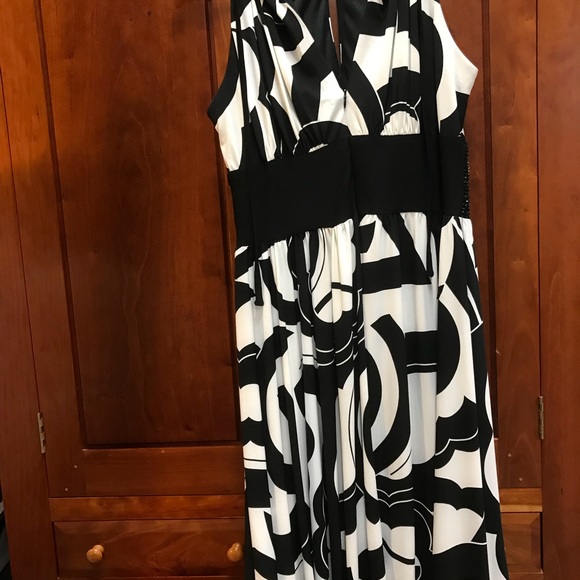 Dress Barn Collection dress - Picture 2 of 5